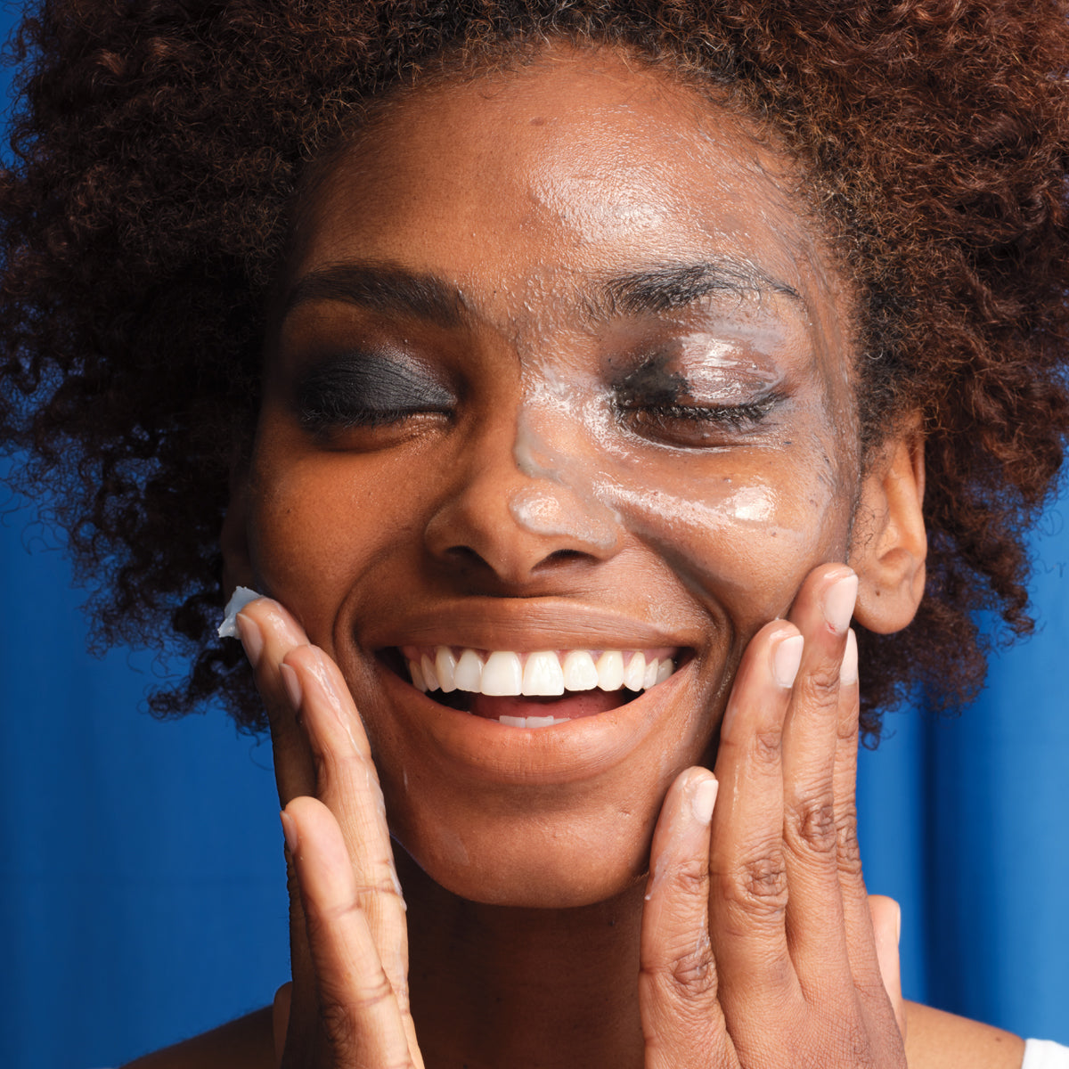IndigoCleansingBalm-pdp-ModalMascara-1200x1200_9aad17a5-5869-417f-a515-def7517ad578.jpg