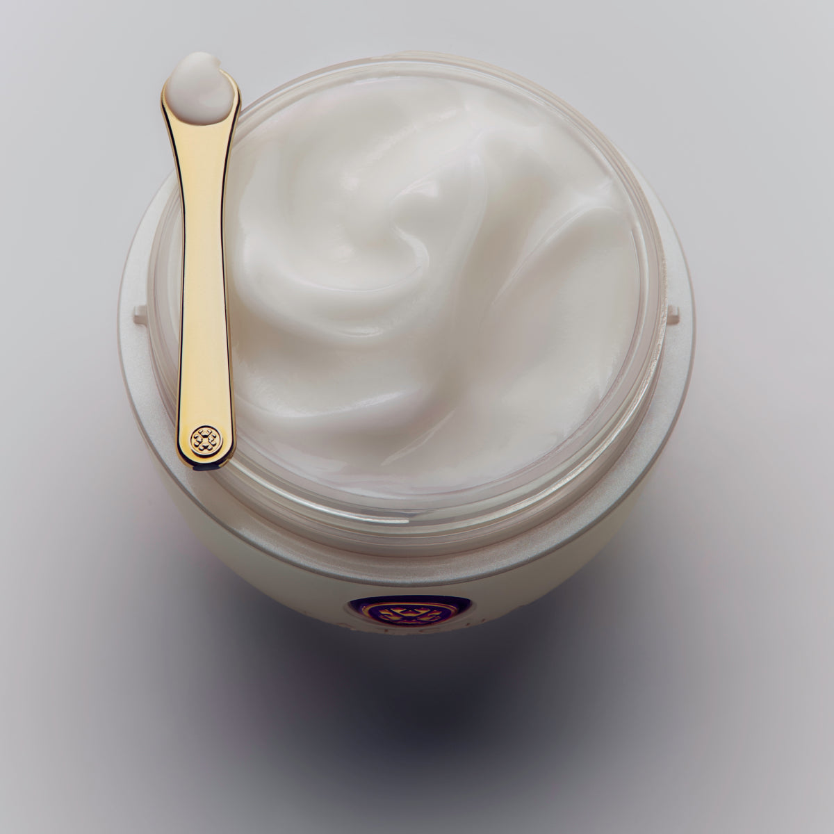 SilkCream-Aug26-Ppage-TextureComponent_743cffed-f08f-4549-a975-adb0af03fd3c.jpg