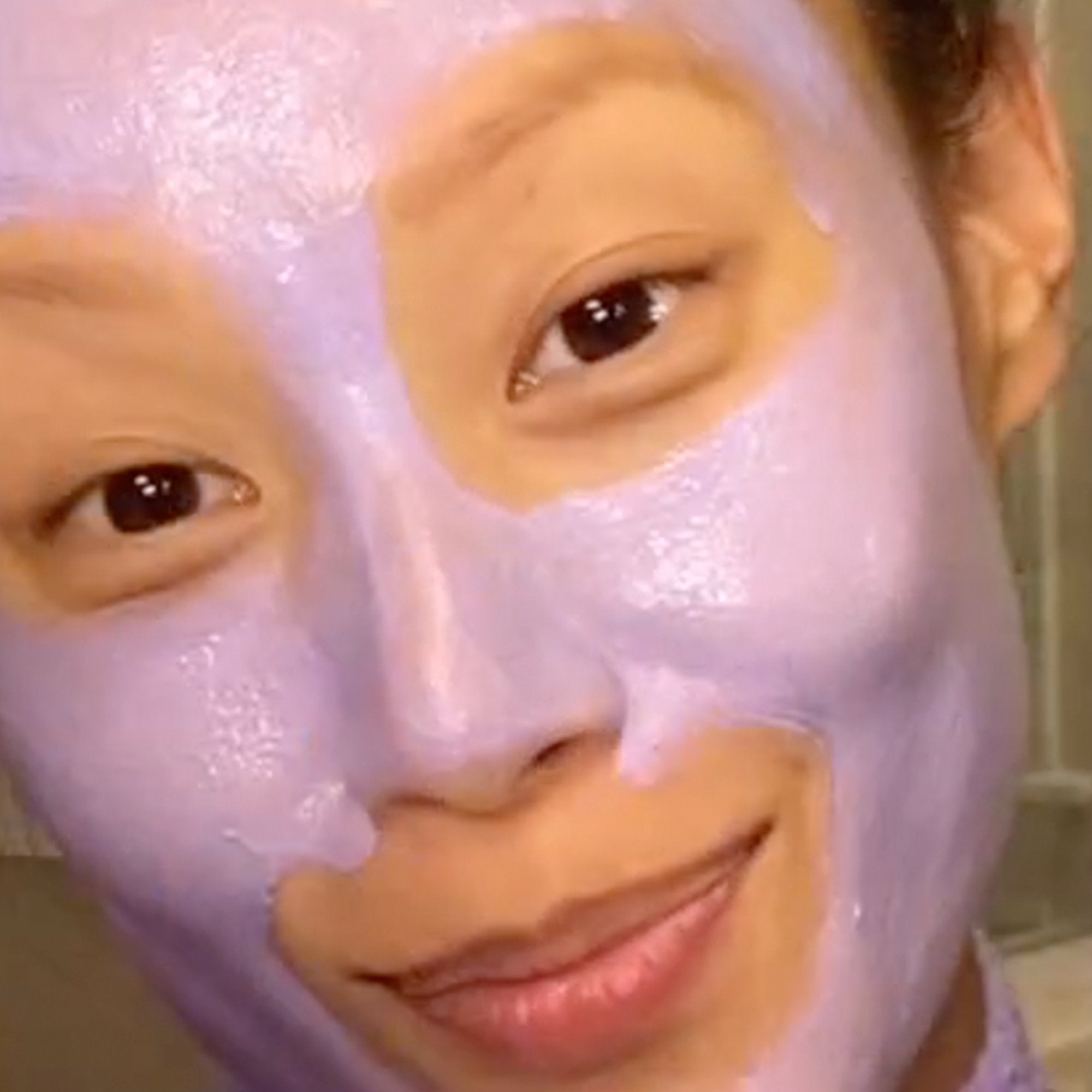 VioletCRadianceMask-pdp-HowToUse-1200x1200_065ff1d0-bf2e-4a2b-a891-7364fb12b62e.jpg
