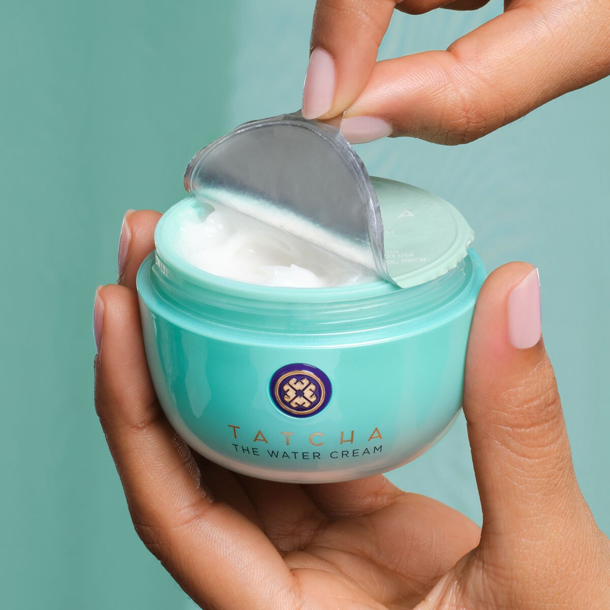 WaterCream-pdp-Refill-OpenPeel-1200x1200_81eb3496-48cc-497d-bc00-f13cc8a686d2.jpg
